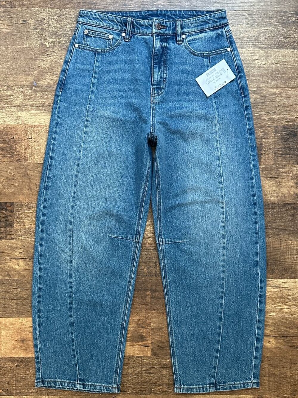 ⭐ON 34TH BARREL LEG DENIM JEANS in Medium Wash, size 10 - NWT⭐